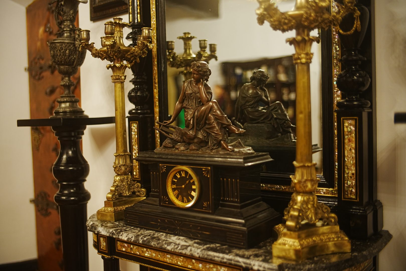 Art. History. Experience. – Descoperă arta de patrimoniu București în Casa Tătărăscu